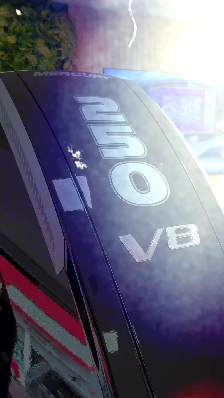 Instagram post from paraquedanautica.manaus. This post is in position 5.